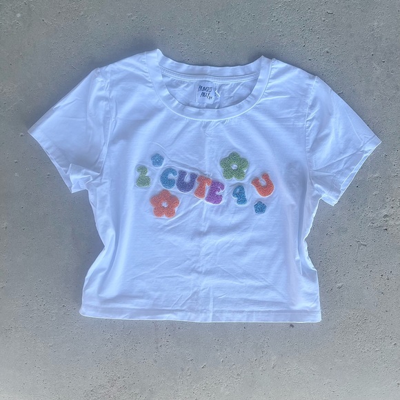 Princess Polly Retro ‘2 Cute 4 U’ Embroidered White Cropped T-Shirt Size US10 - Picture 3 of 3